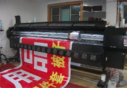 清镇喷绘广告分辨率是多少？